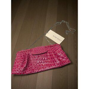 Nine West Fuchsia Croc-Embossed PVC Clutch With Silver Chain Strap new